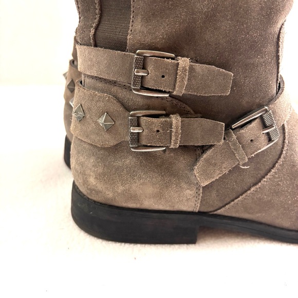 Marc Fisher Gray Suede Leather Buckle Knee High Moto Roding Boots 7.5 - Picture 4 of 16